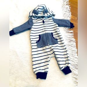 Carters Fleece Bear hood bodysuit